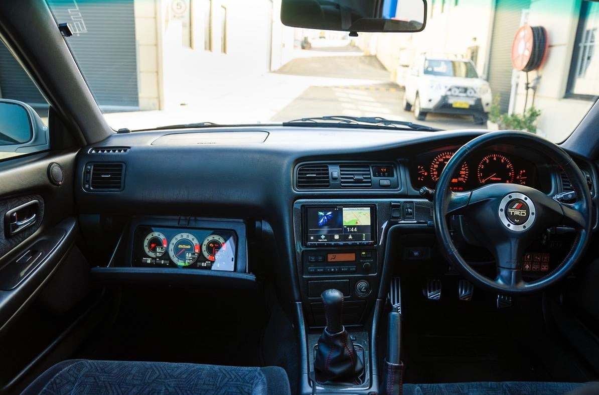 TOYOTA CHASER TOURER V - 10 ENTRIES
